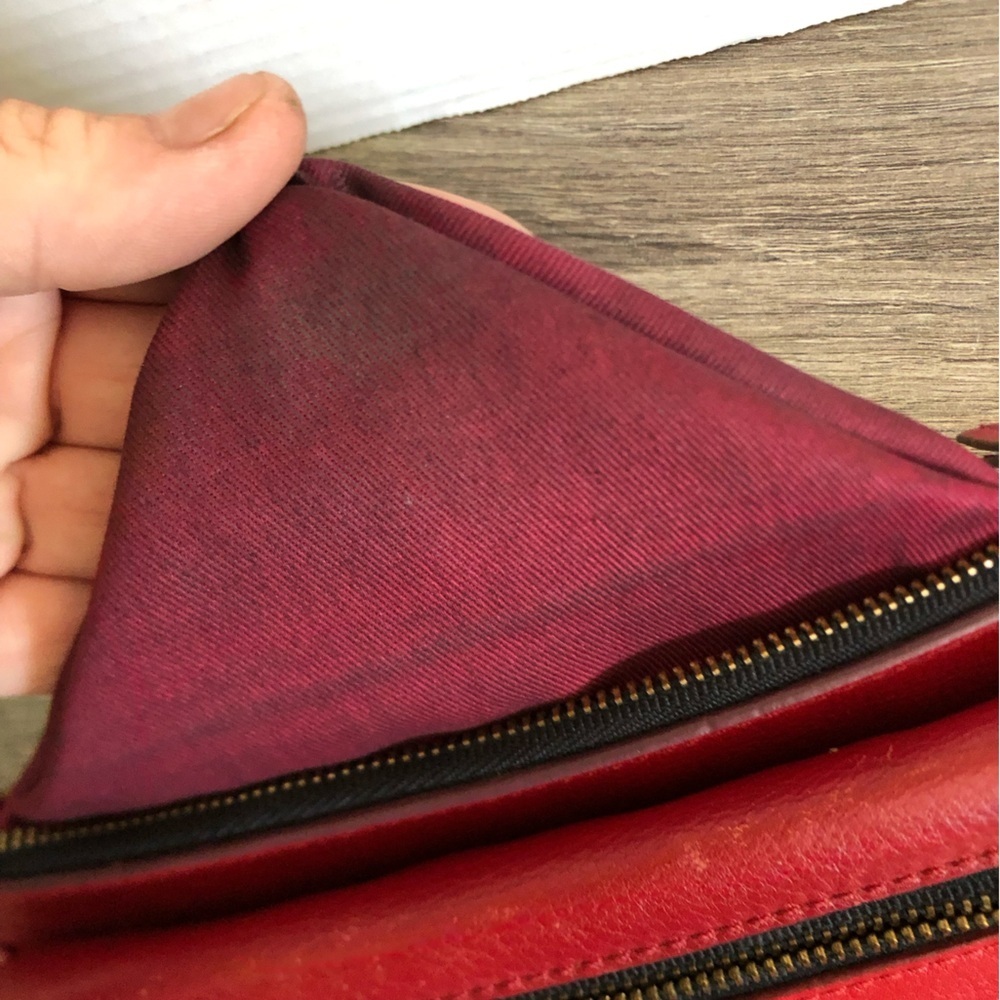 FOSSIL Red Leather Wallet - Picture 8 of 15